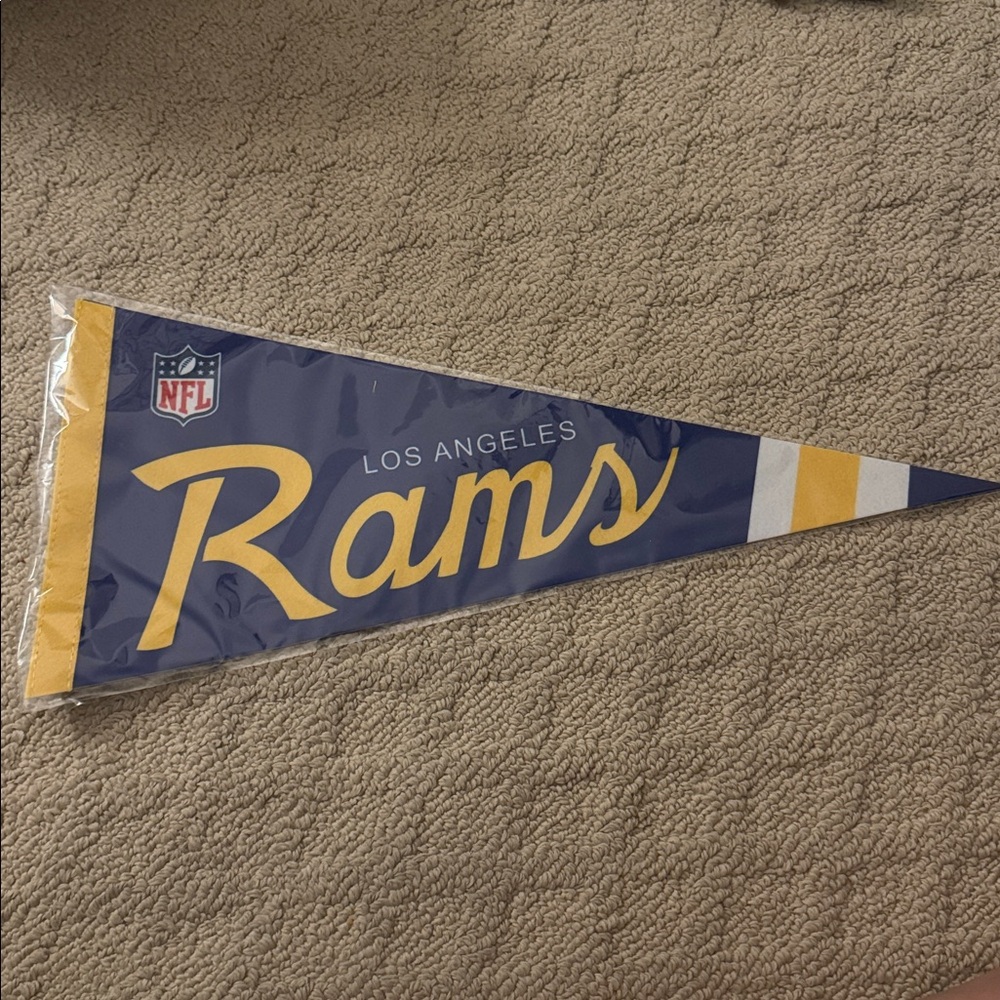 NWT Los Angeles Rams NFL fabric flag